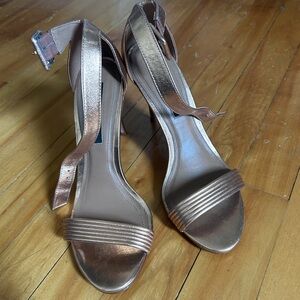 BCBGMaxAzria Rose Gold Heels Elegant Metallic Sandals